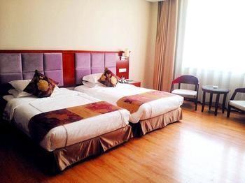 Fu Yuan Business Hotel- Luanchuan Gucheng  Esterno foto
